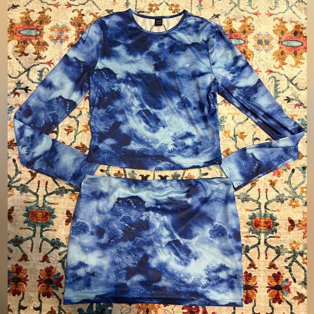 SHEIN Blue Tie-Dye Top and Skirt Set - Picture 2 of 5
